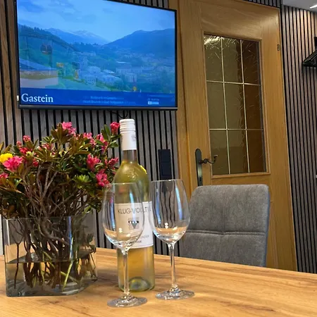 Antonia アパート *